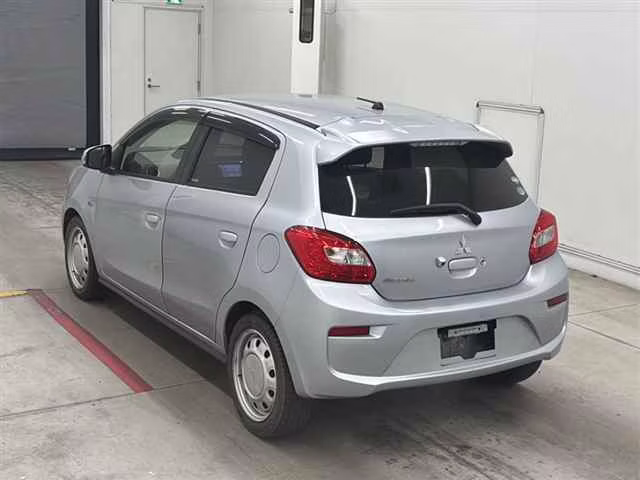 MITSUBISHI MIRAGE