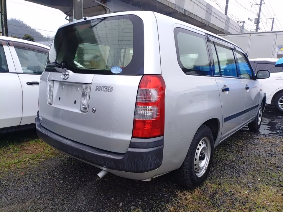 TOYOTA PROBOX