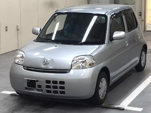 DAIHATSU ESSE