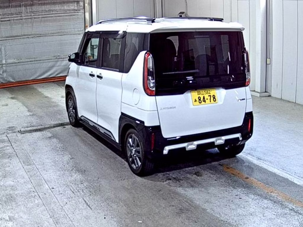 MITSUBISHI DELICA MINI
