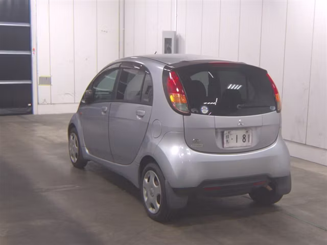 MITSUBISHI I