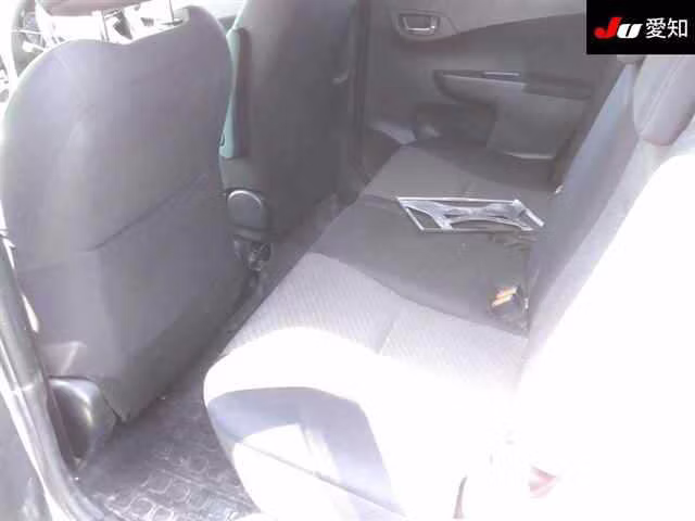 SUBARU TREZIA