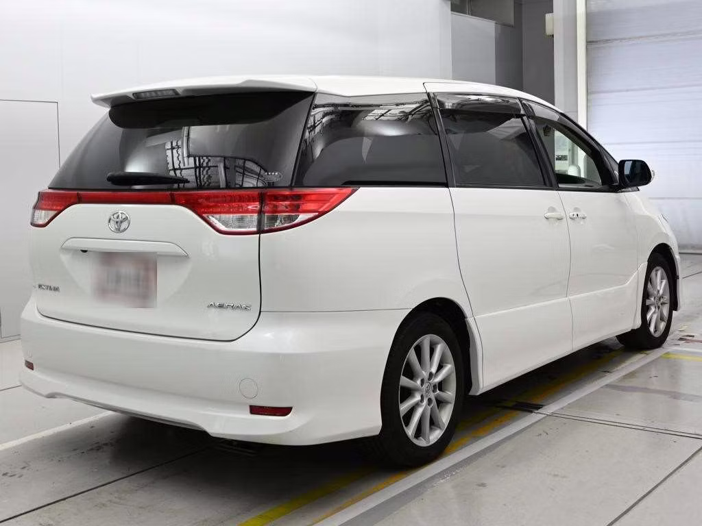 TOYOTA ESTIMA