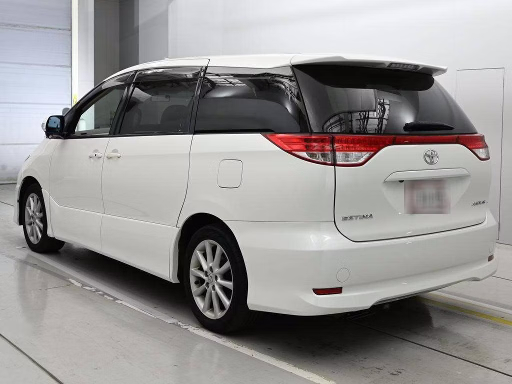 TOYOTA ESTIMA