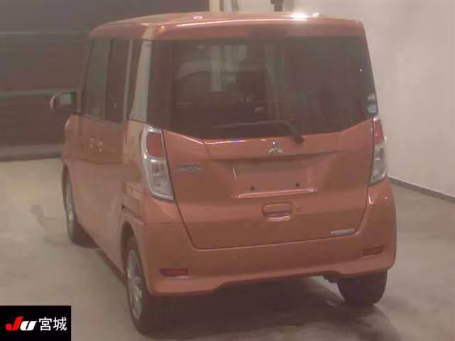 MITSUBISHI EK SPACE