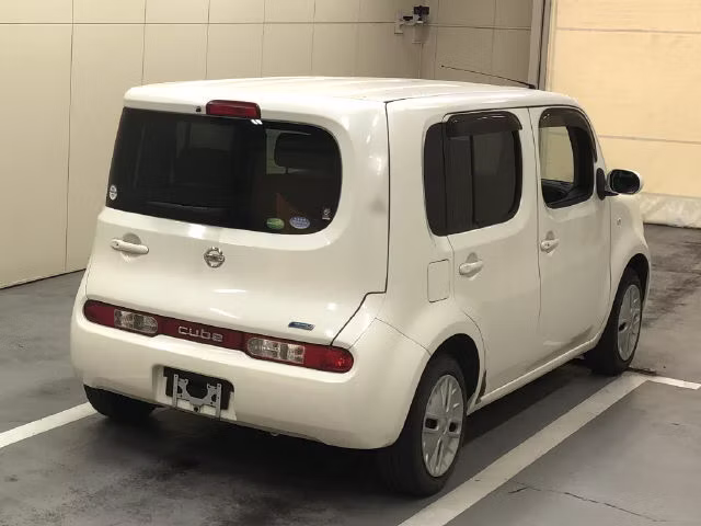 NISSAN CUBE