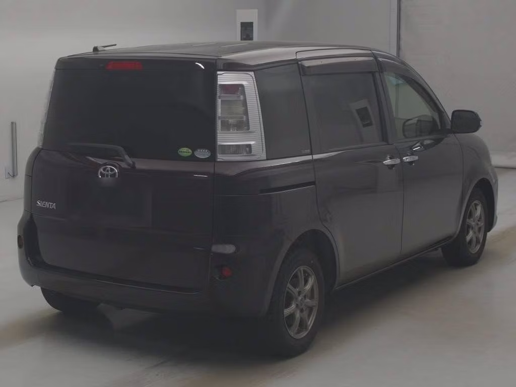 TOYOTA SIENTA