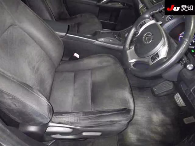 LEXUS CT200H