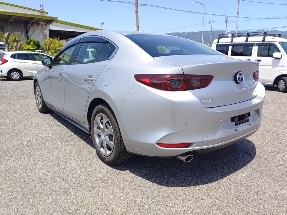 MAZDA MAZDA3