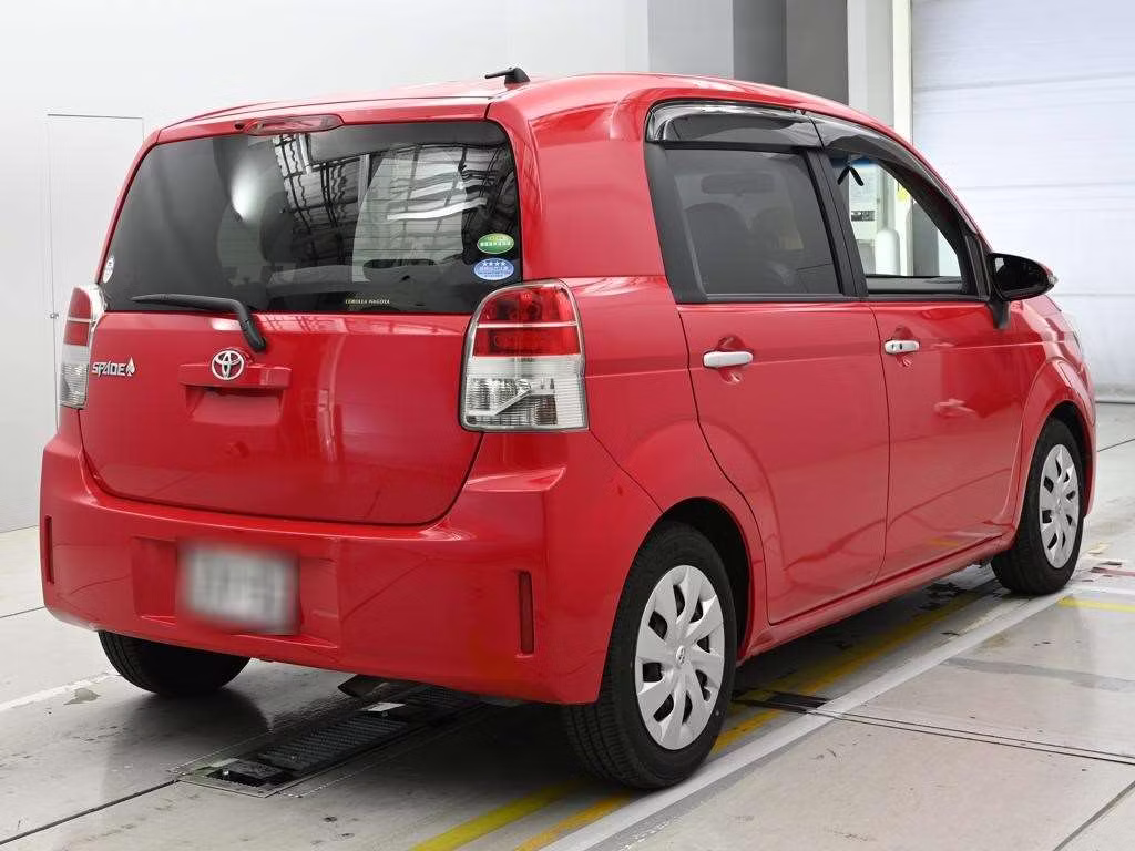 TOYOTA SPADE