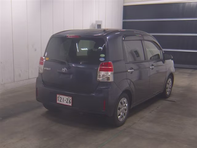 TOYOTA SPADE