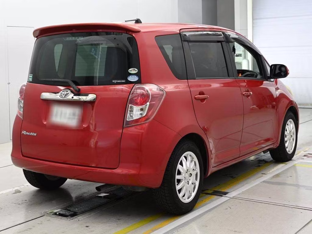 TOYOTA RACTIS