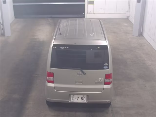 DAIHATSU MOVE CONTE