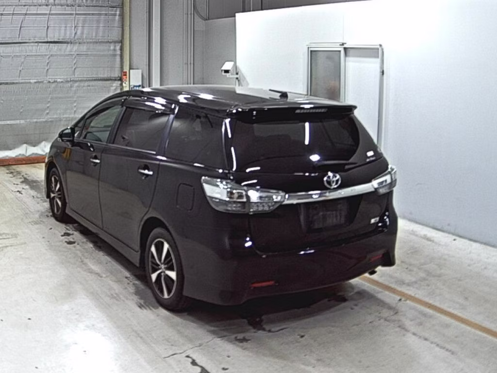 TOYOTA WISH
