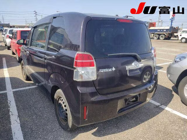 TOYOTA SPADE