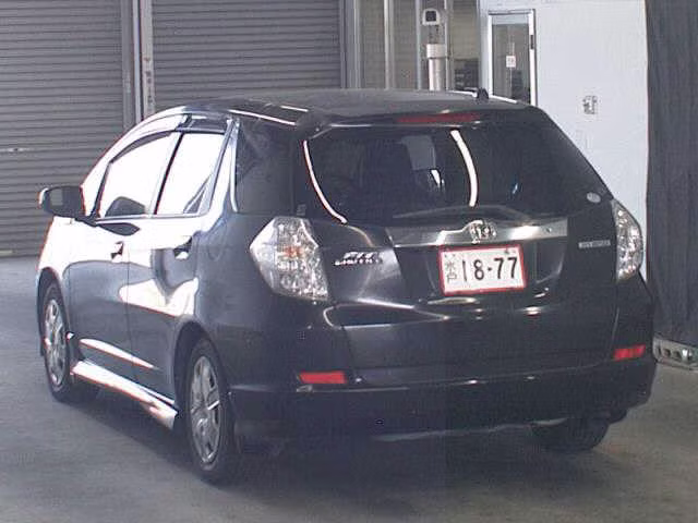 HONDA FIT SHUTTLE
