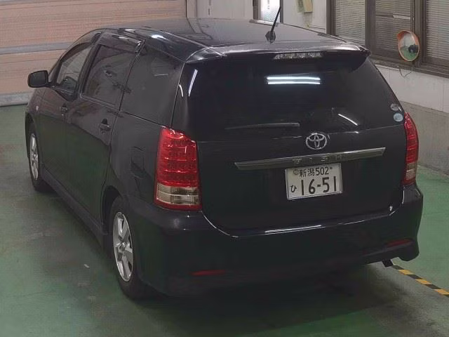 TOYOTA WISH