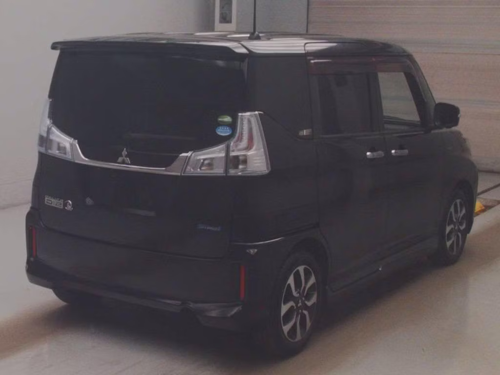MITSUBISHI DELICA D:2
