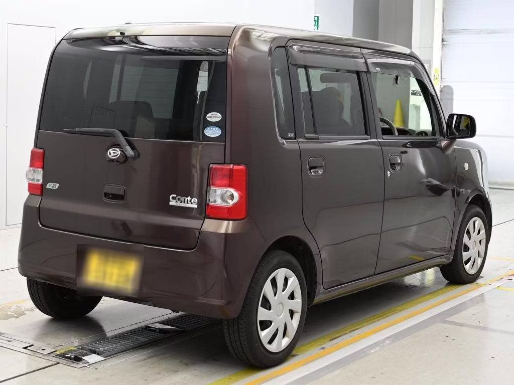 DAIHATSU MOVE CONTE