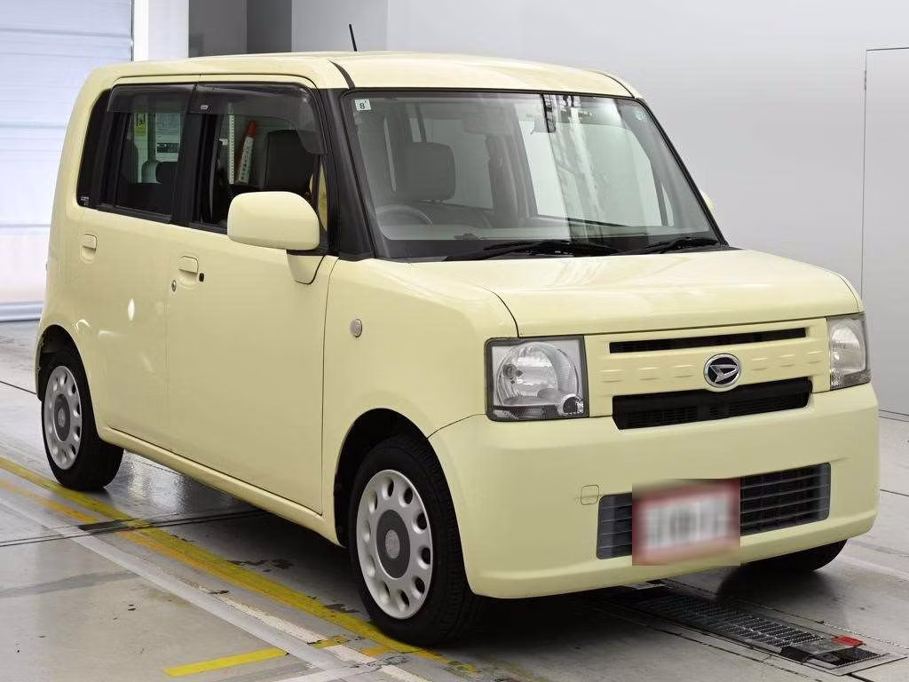 DAIHATSU MOVE CONTE