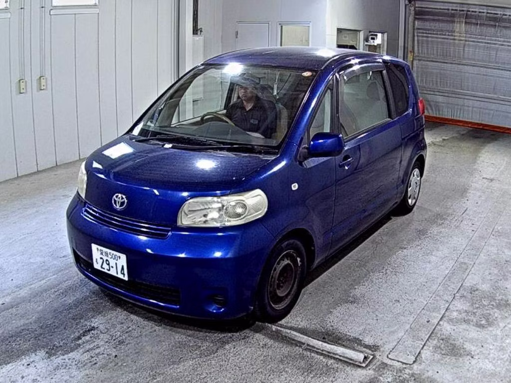 TOYOTA PORTE