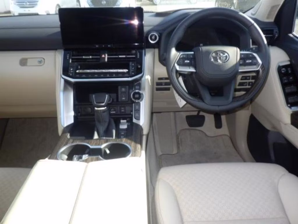 TOYOTA LAND CRUISER