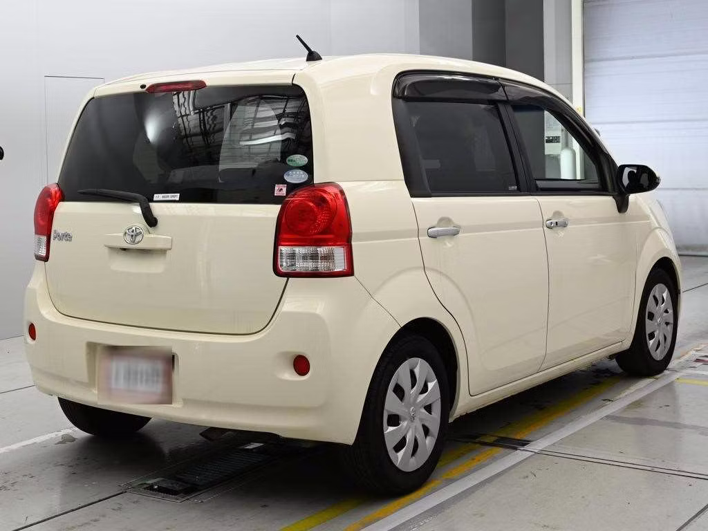 TOYOTA PORTE