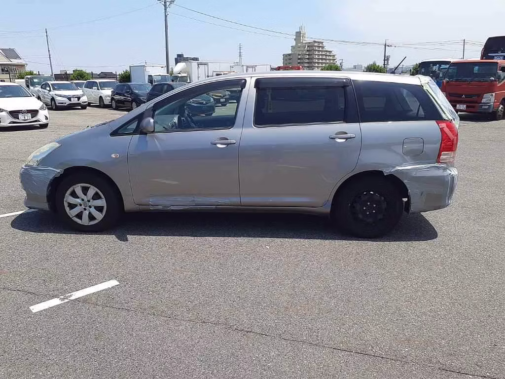 TOYOTA WISH