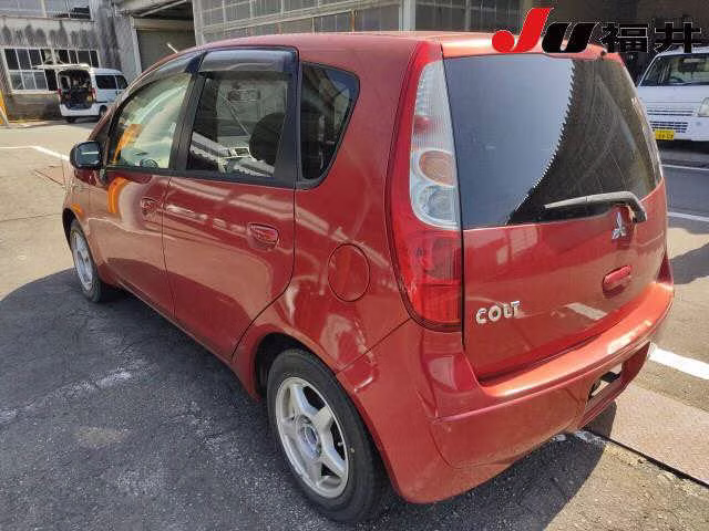 MITSUBISHI COLT