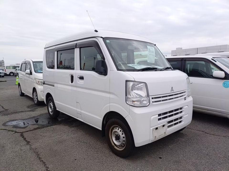MITSUBISHI MINICAB