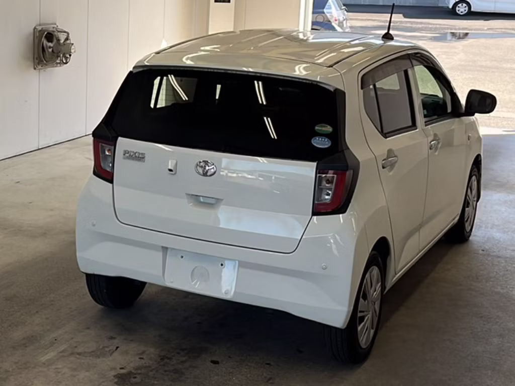 TOYOTA PIXIS EPOCH