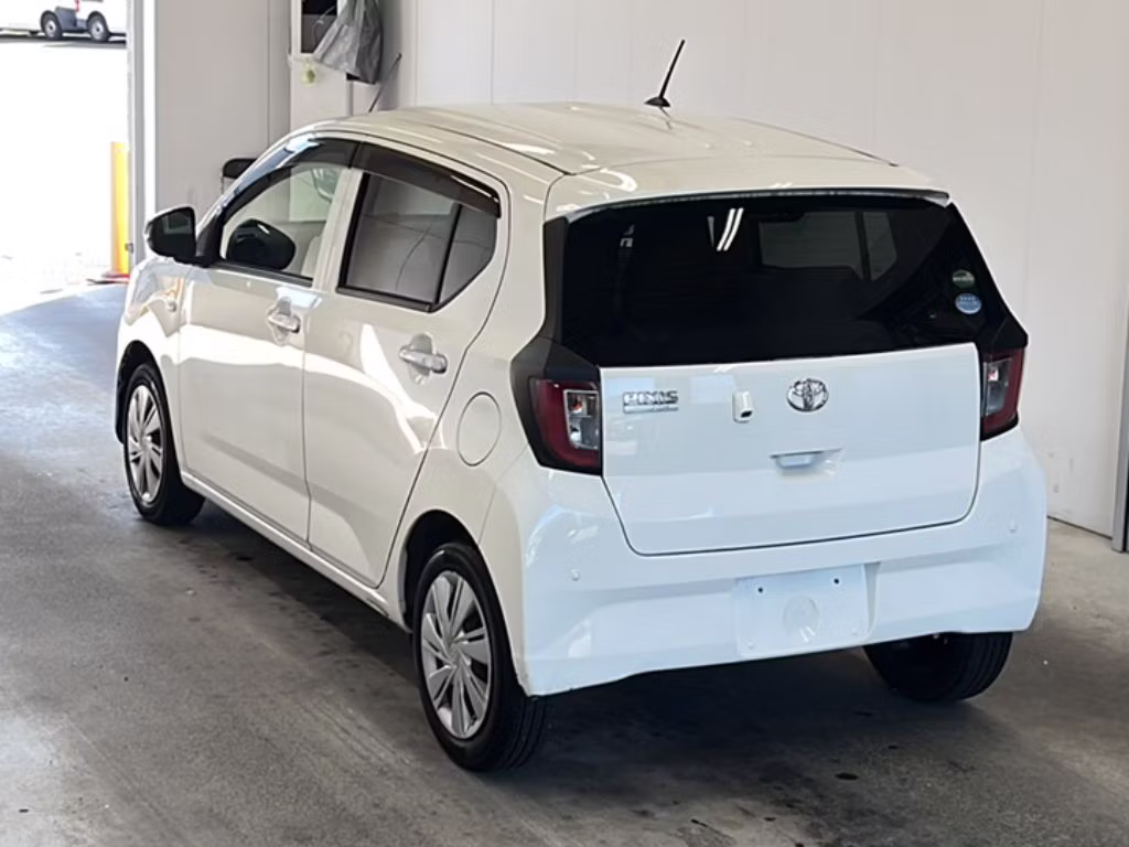 TOYOTA PIXIS EPOCH