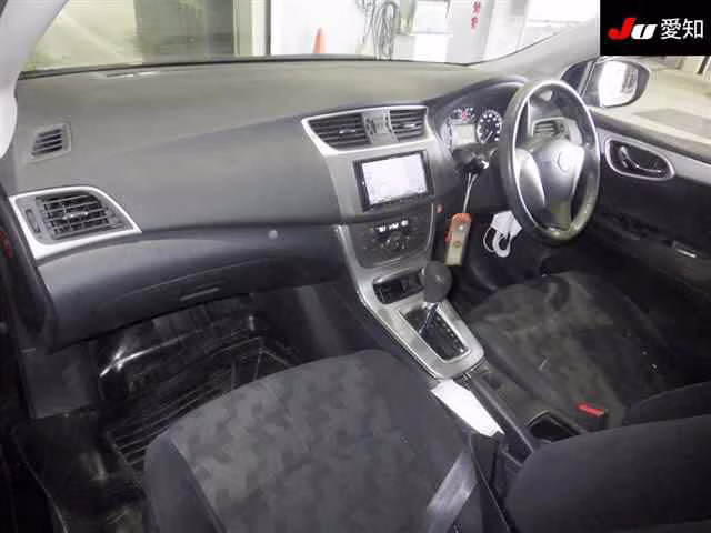 NISSAN SYLPHY