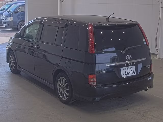 TOYOTA ISIS