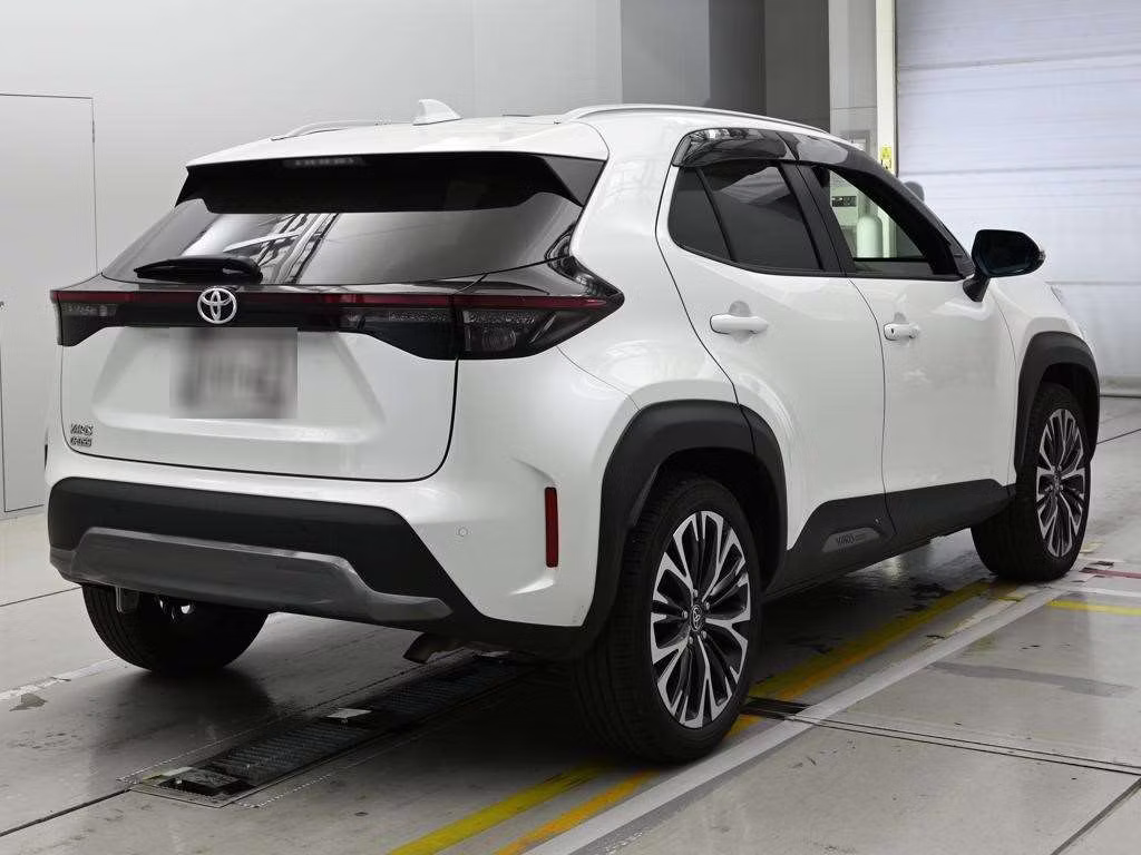 TOYOTA YARIS CROSS