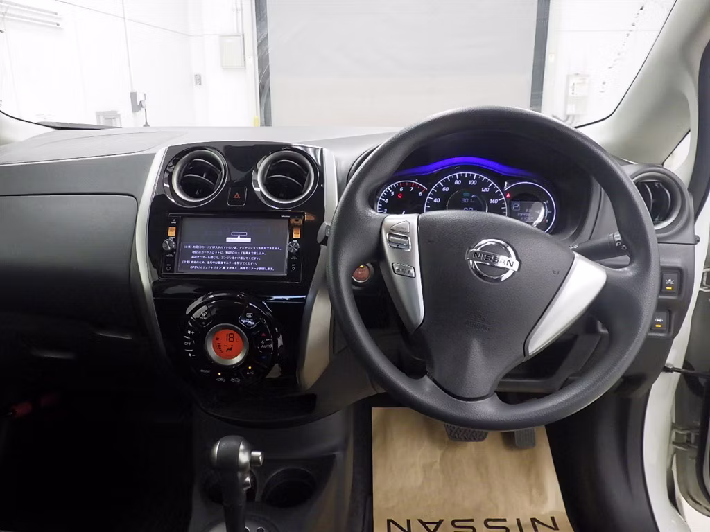 NISSAN NOTE