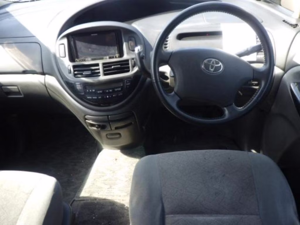 TOYOTA ESTIMA