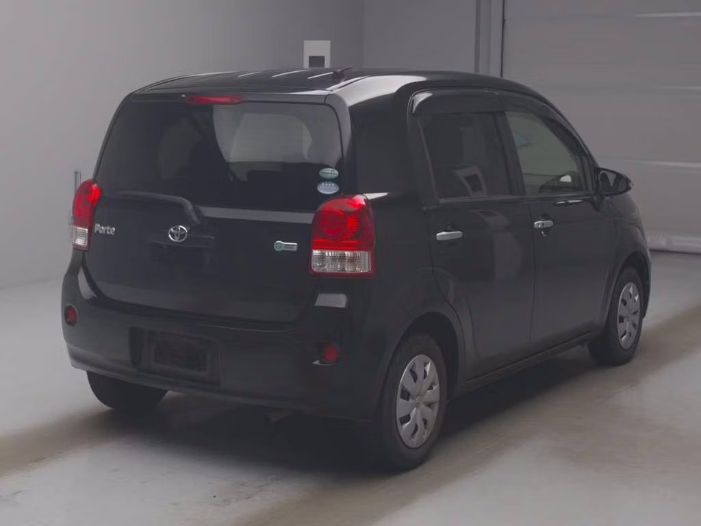 TOYOTA PORTE