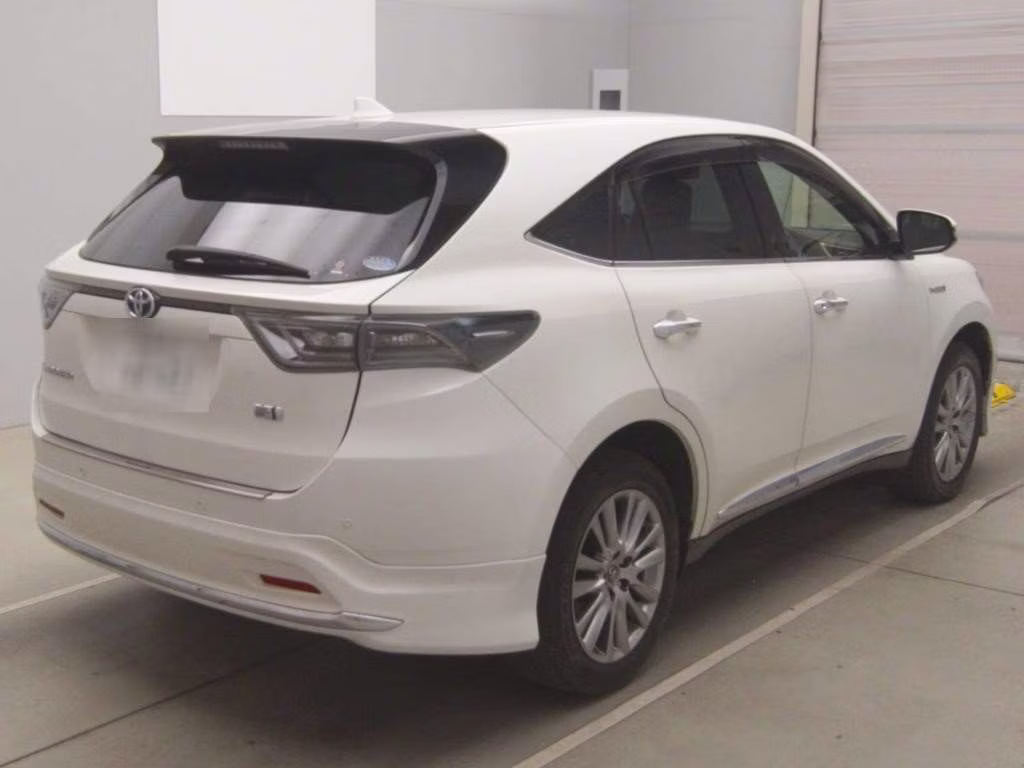 TOYOTA HARRIER