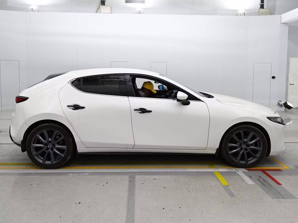 MAZDA MAZDA3