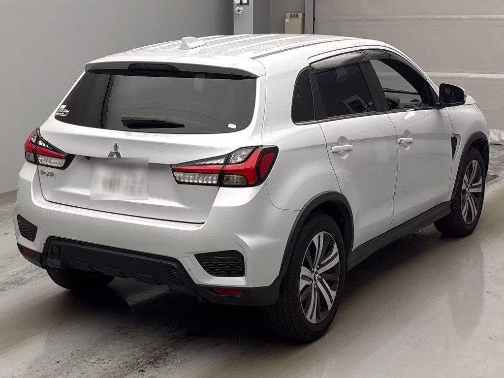 MITSUBISHI RVR
