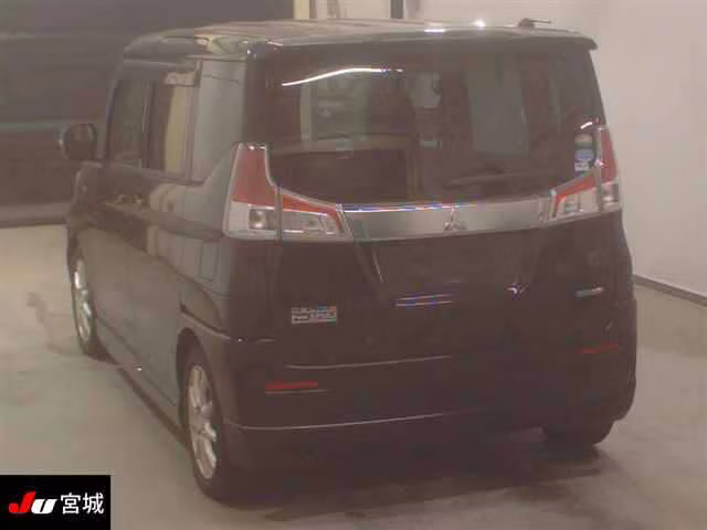MITSUBISHI DELICA D:2