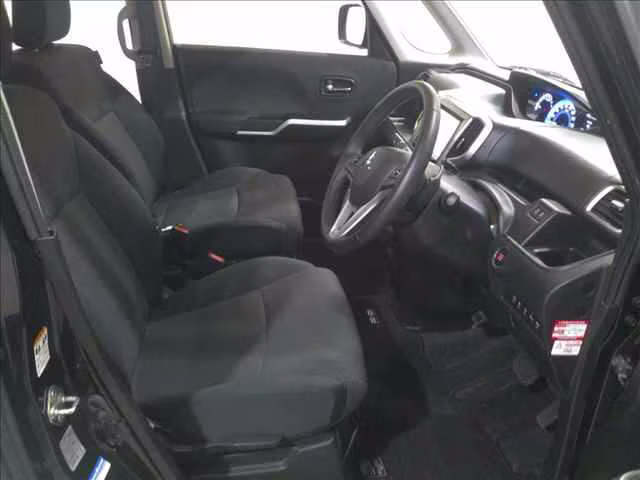 MITSUBISHI DELICA D:2