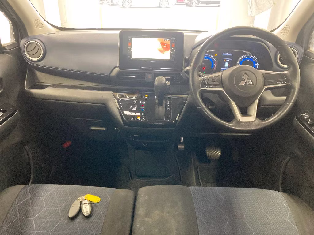 MITSUBISHI EK X