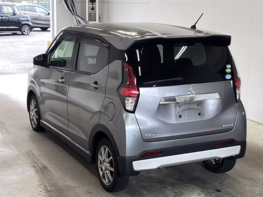 MITSUBISHI EK X