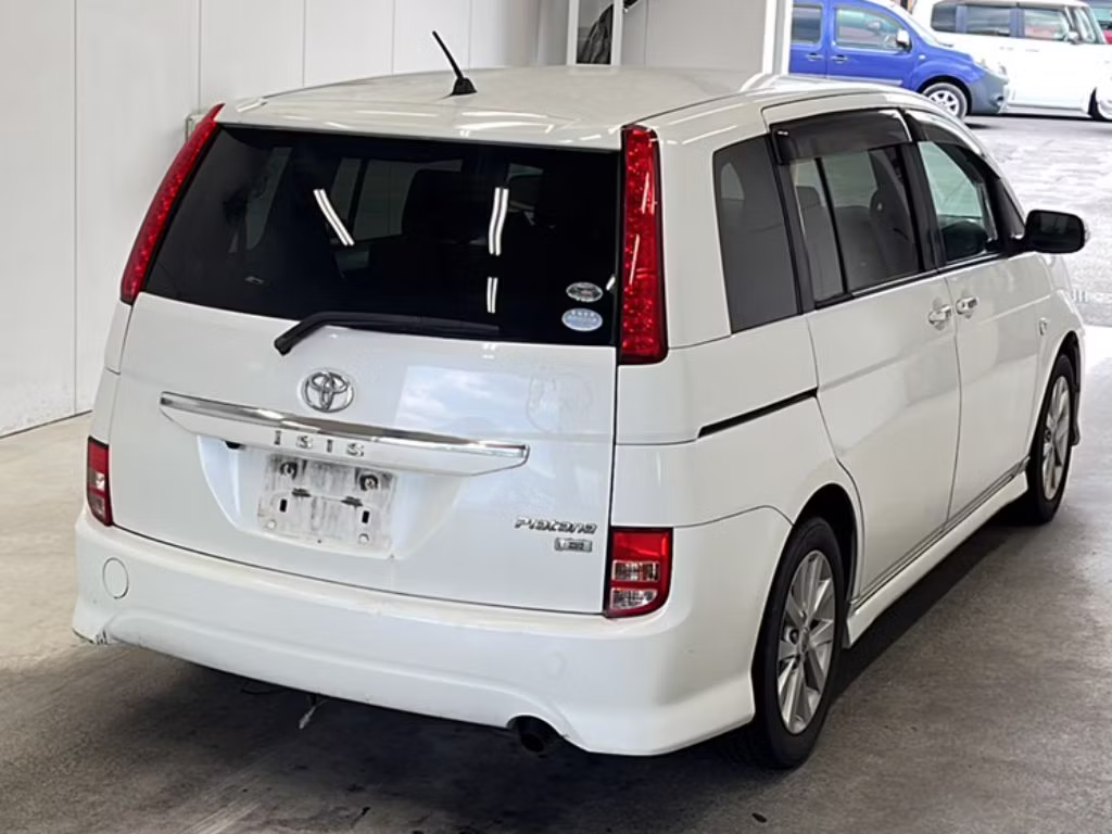 TOYOTA ISIS