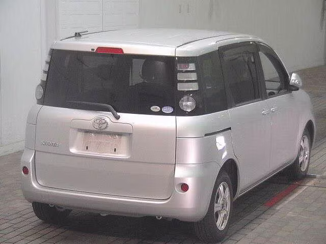 TOYOTA SIENTA