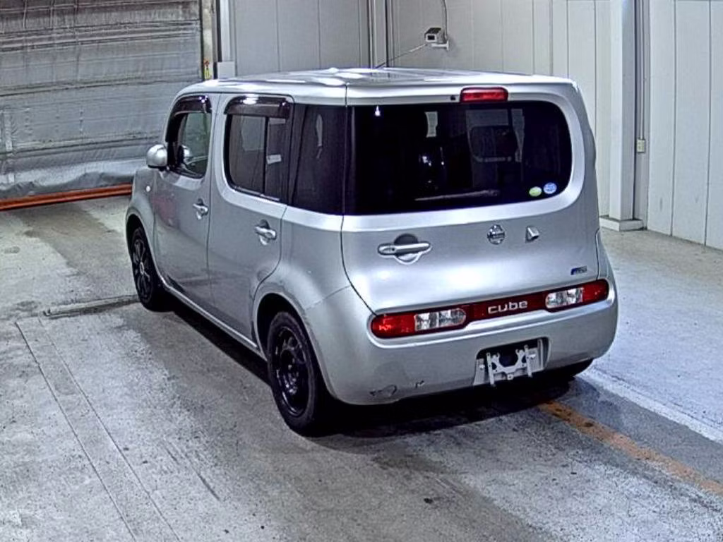 NISSAN CUBE