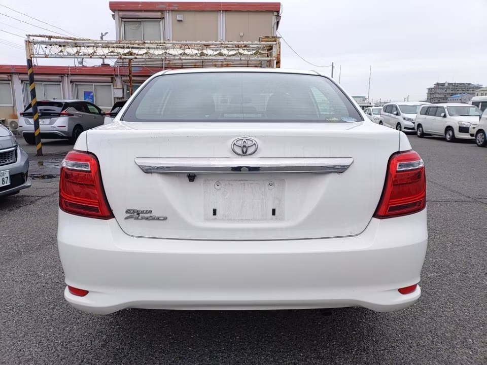 TOYOTA COROLLA AXIO