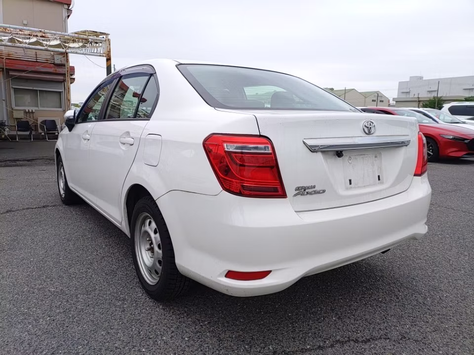 TOYOTA COROLLA AXIO